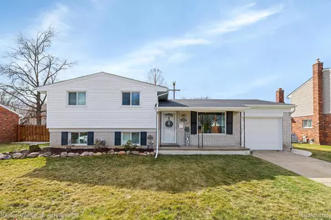 14629 Susanna St, Livonia, MI 48154