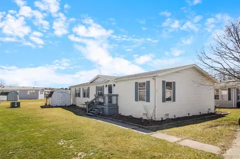 227 Suffield, Erie, MI 48133