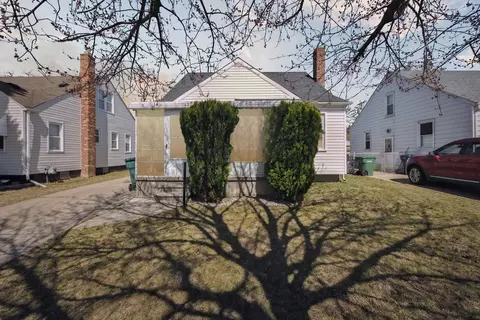 1068 Farnham Ave, Lincoln Park, MI 48146
