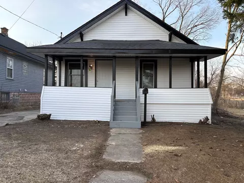 15 Virginia St, Pontiac, MI 48342