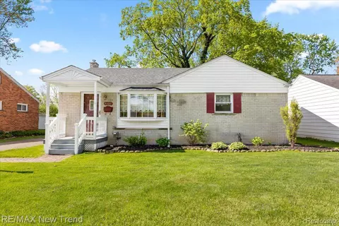 31601 Marblehead Rd, Farmington, MI 48336