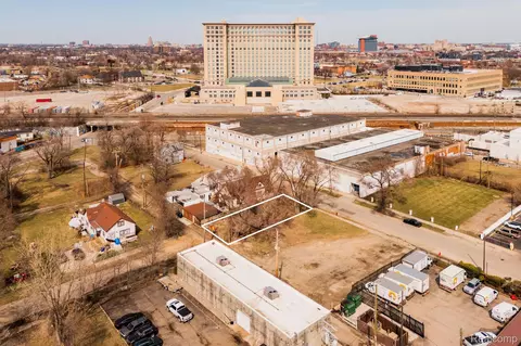 1761 18th St, Detroit, MI 48216