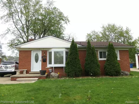 24212 Melody Rd, Warren, MI 48089