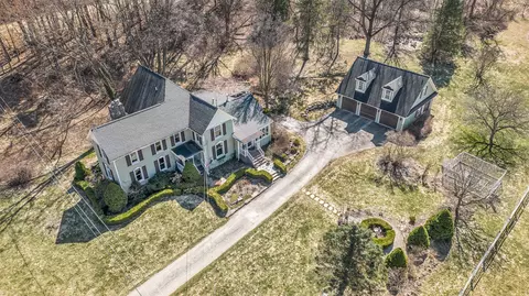 9662 Hadley Rd, Independence, MI 48348