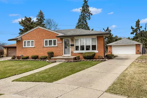 29284 Brody Ave, Westland, MI 48185