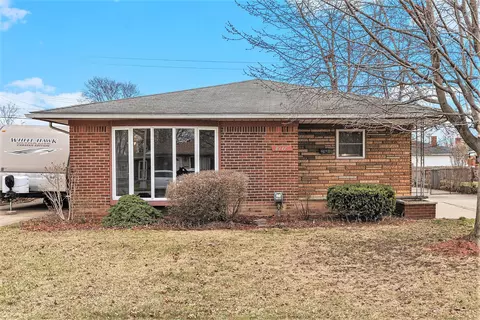 8148 Randy Dr, Westland, MI 48185