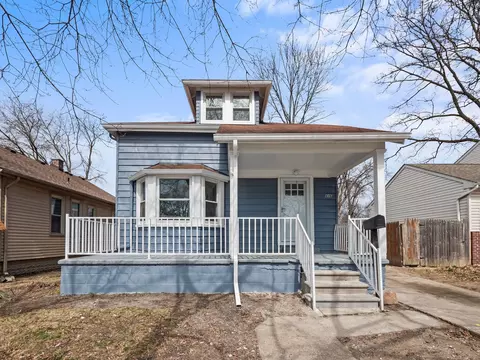 446 W Bernhard Ave, Hazel Park, MI 48030