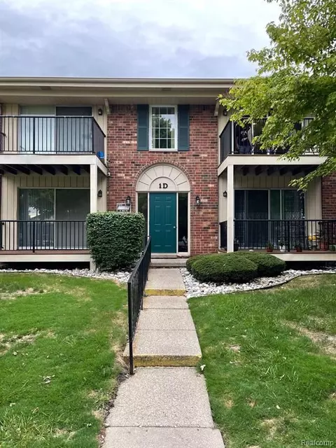 12018 15 Mile Rd 25 1d Rd #25, Sterling Heights, MI 48312