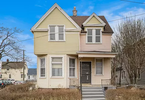 8436 Lumpkin St, Hamtramck, MI 48212