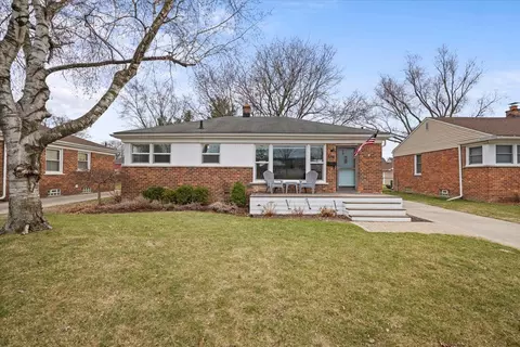 524 E La Salle Ave, Royal Oak, MI 48073