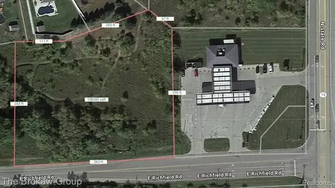 9805 E Richfield Rd, Richfield, MI 48423 photo 2