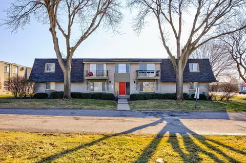 19800 W 1 Mile Rd #2, Southfield, MI 48076