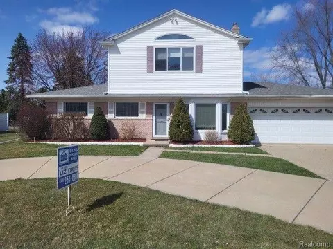 5601 Elmgrove Ave, Warren, MI 48092