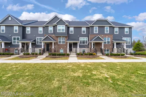 251 N Sydney Crt Ct, Plymouth, MI 48170