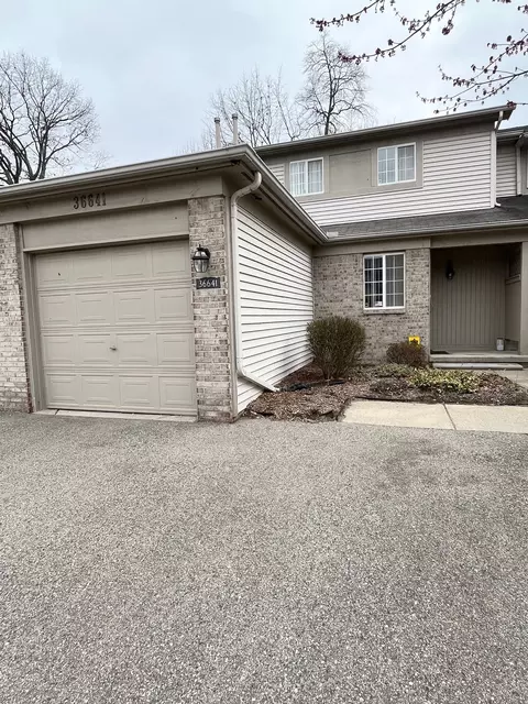 36641 Deerhurst St S 10 7 St S #10, Westland, MI 48185