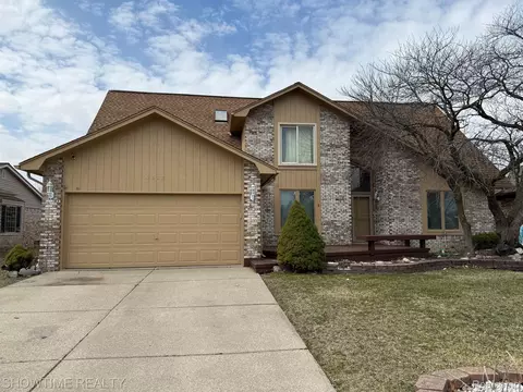 40537 Denbigh Dr, Sterling Heights, MI 48310