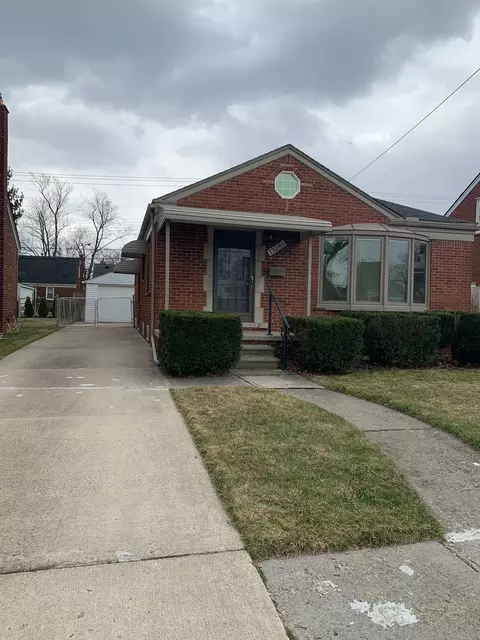 13285 Birrell St, Southgate, MI 48195
