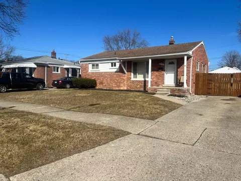 23914 Mcmillan Ave, Warren, MI 48091