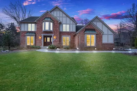 4081 Penrose, Troy, MI 48098