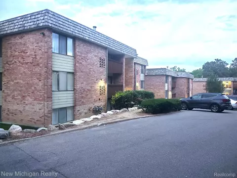 2142 Pauline Blvd #203, Ann Arbor, MI 48103