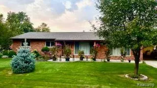 50723 Dartmoor Dr, Shelby Township, MI 48317