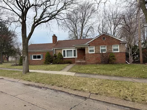 22340 Watsonia St, Dearborn, MI 48128