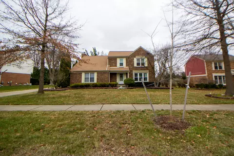 159 Glenshire Dr, Troy, MI 48085