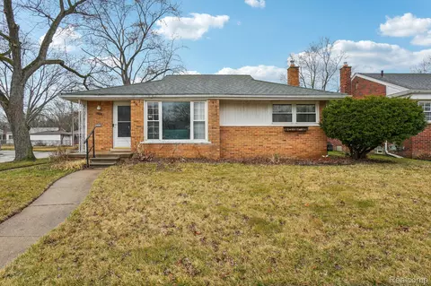 17601 Fox, Redford, MI 48240