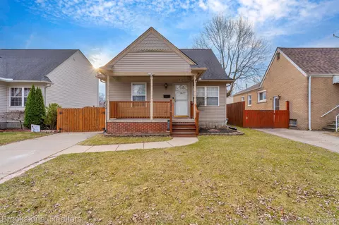 18624 Hanna St, Melvindale, MI 48122