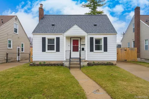 1040 N Wilson Ave, Royal Oak, MI 48067