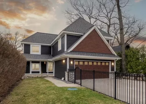 1901 Grove, Highland, MI 48356