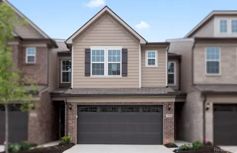 1467 Addison Cir, Commerce, MI 48390