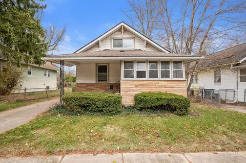 606 Oakland Ave, Royal Oak, MI 48067