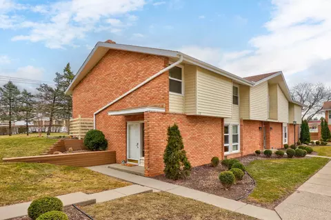 700 E Genesee St #D-17, Frankenmuth, MI 48734