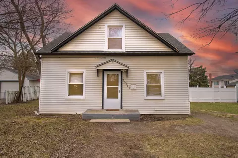 35311 Bakewell St, Westland, MI 48185