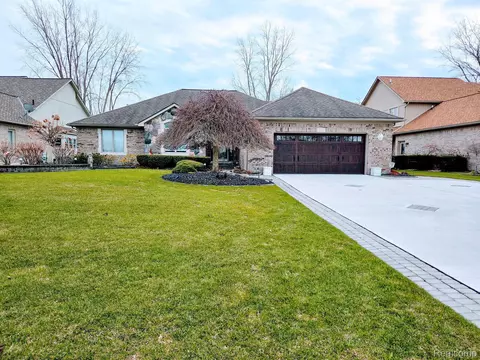 1535 S John Paul, Oxford, MI 48371