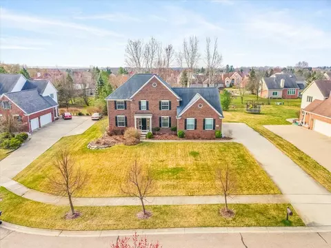 48025 E Oxford Crt Ct, Canton, MI 48187