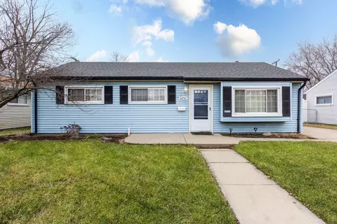 26752 Dale St, Roseville, MI 48066