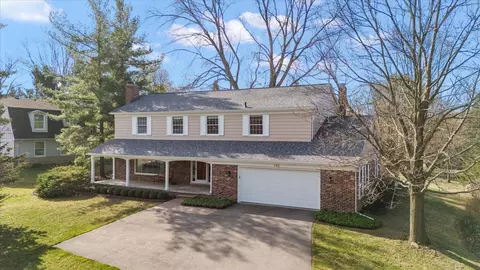 762 Kensington Ln, Bloomfield Hills, MI 48304