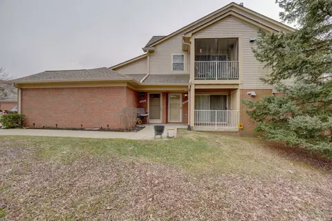 55097 Westchester Dr, Shelby Township, MI 48316