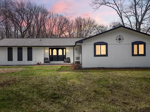 4525 Central Ave, Independence, MI 48346