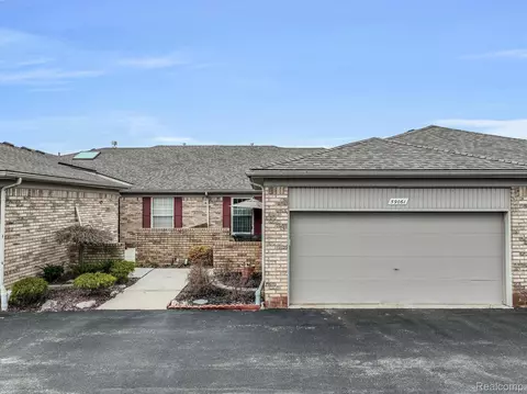 59061 Golden Oak, Washington, MI 48094