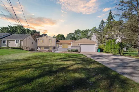 3439 Boyer St, Commerce, MI 48390