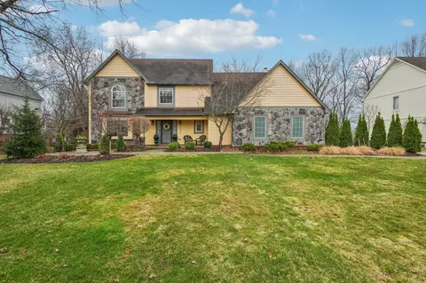 6847 Hubbard Cir, Independence, MI 48348