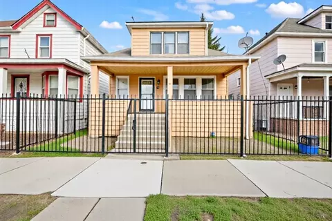 8030 Navy St, Detroit, MI 48209