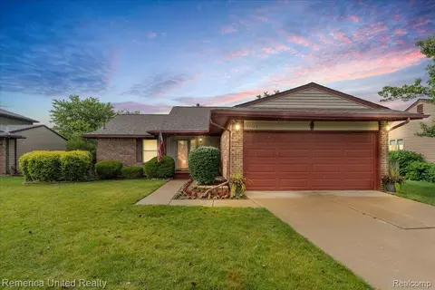 43488 Laurelwood, Canton, MI 48187
