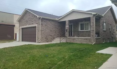 17651 Dora St, Melvindale, MI 48122