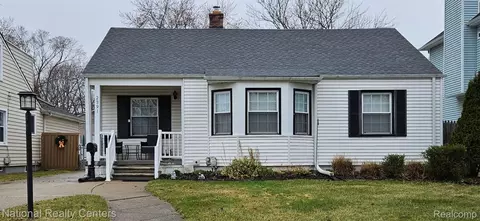 2391 Oakshire Ave, Berkley, MI 48072