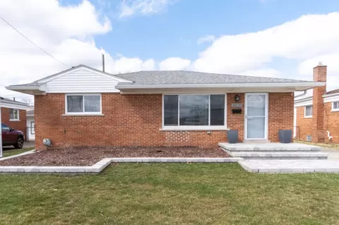 30239 Garry Ave, Madison Heights, MI 48071