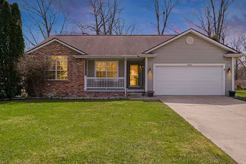 6043 Sipes Ln, Flint, MI 48532